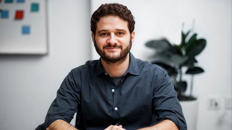 Asana CEO Dustin Moskovitz is retiring