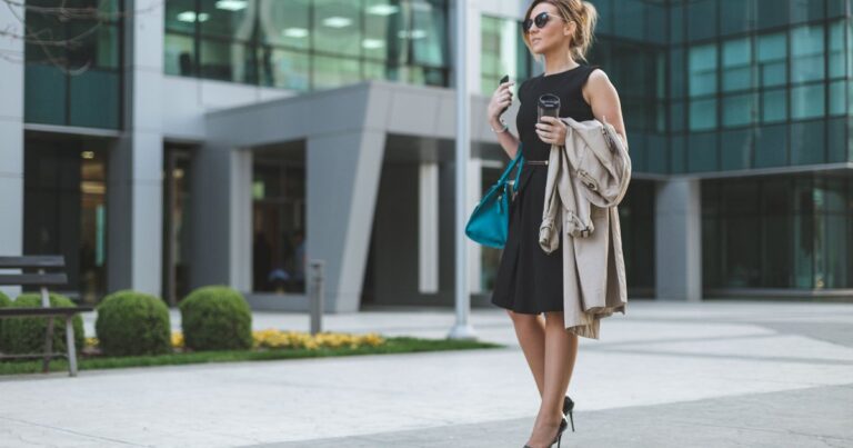 10 Office-Appropiate Dresses That Are Comfortable and Flattering