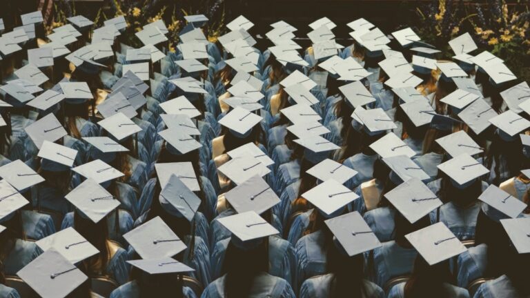 ‘Uber Pool, Maggi dinners, EMIs…’: IIM grad’s viral post breaks ‘earning in lakhs’ placement illusion