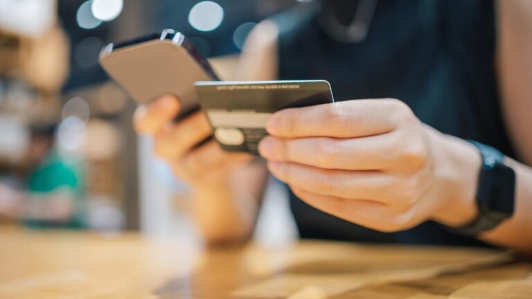 I Asked ChatGPT To Explain a Credit Score Like I’m 12 — Here’s What It Said